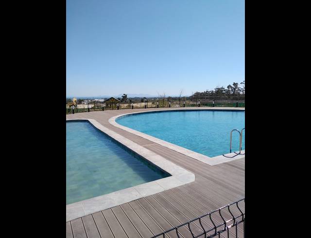 3 BEDROOM APARTMENT TO LET IN FIRLANDS